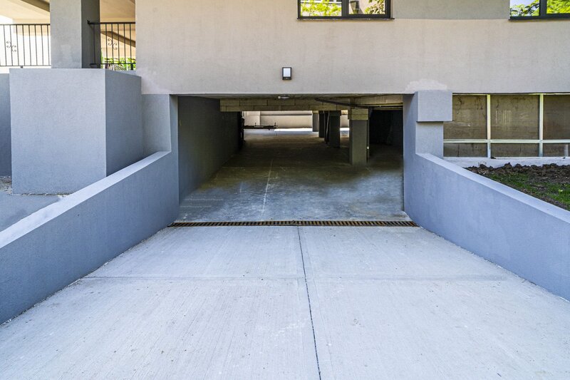 Militari Pacii, apartament 2 camere, 57 mp, decomandat, etaj 1/4,  comision 0%